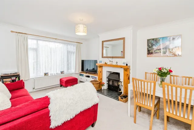Garfield Close, Bishops Waltham, SO32, photo 3