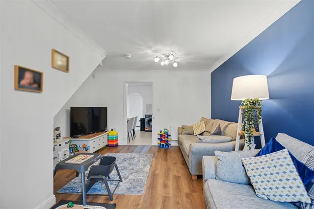 Redbridge Close, Ilkeston, DE7, photo 3