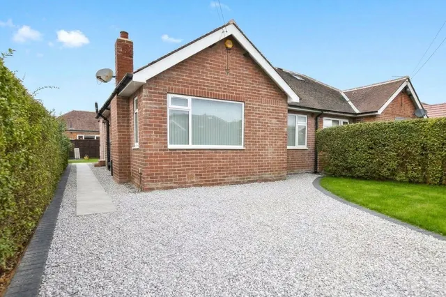 Kelmscott Gardens, Leeds, LS15, photo 1