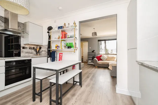 Finch Close, Plymouth, PL3, photo 3