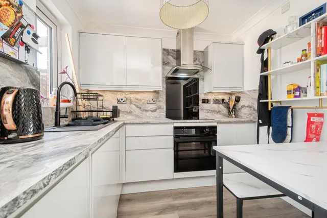 Finch Close, Plymouth, PL3, photo 1