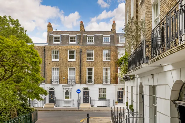 Chelsea, Alexander Square, South Kensington, London, photo 1