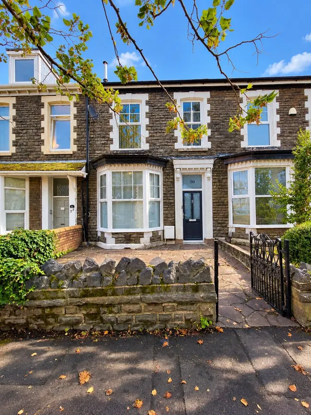 Gnoll Avenue, Neath, SA11, photo 1