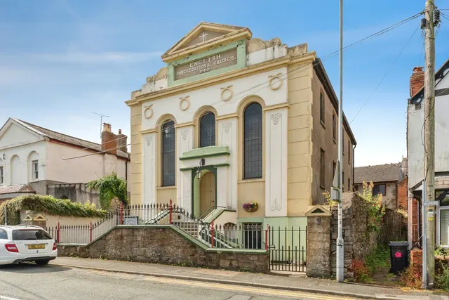 Coleshill Street, Holywell, CH8, photo 1
