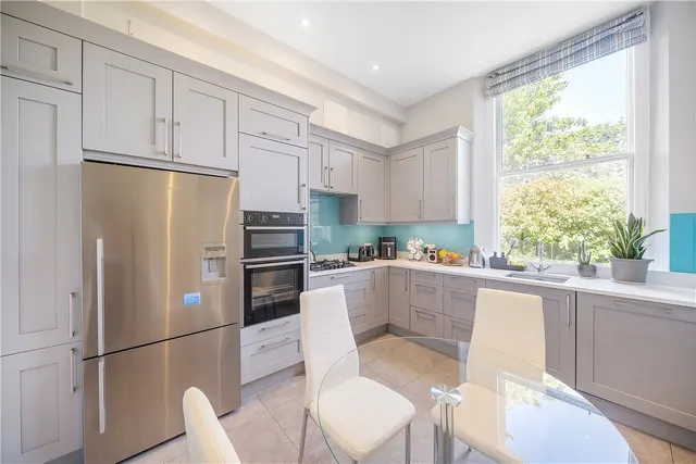 Bucknall Way, Beckenham, BR3, photo 3