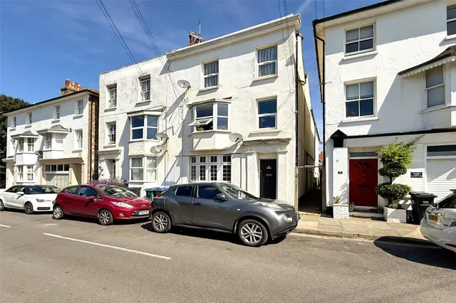 Littlehampton, BN17, photo 1