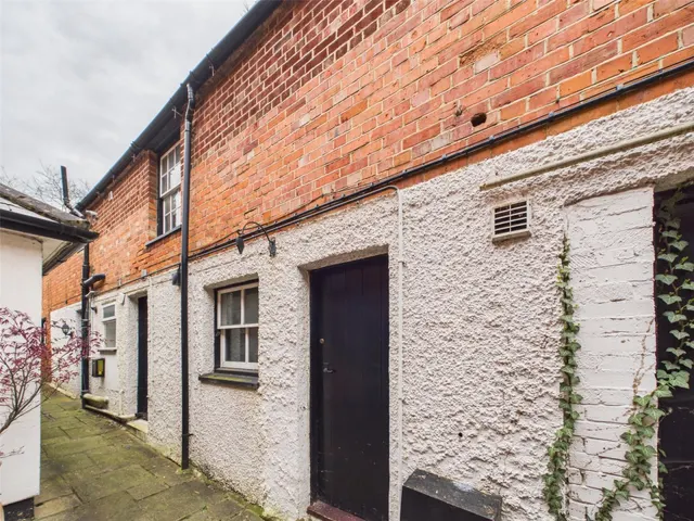 North Street, Thame, OX9, photo 2