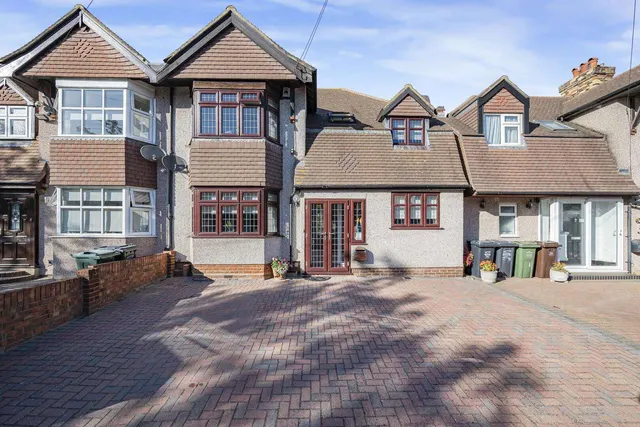 Fairway Drive, Dartford, DA2, photo 1