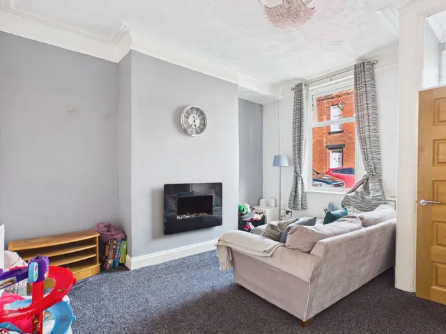 Crawford Street, Ashton-under-Lyne, OL6, photo 2