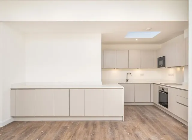 Ravensbourne Park, Catford, SE6, photo 3