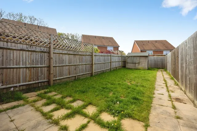 Farrier Lane, Cranleigh, GU6, photo 3