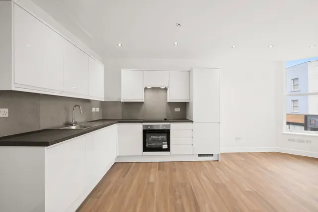 Tournay Road, London, SW6, photo 1