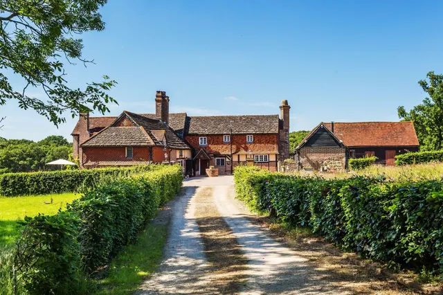 Somersbury Lane, Rudgwick, RH12, photo 1