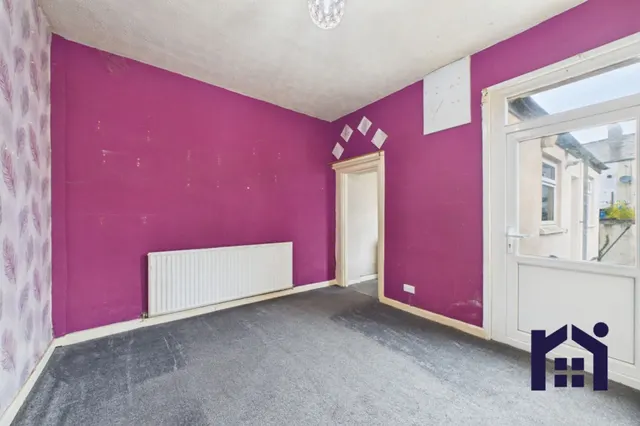 Nancy Street, Darwen, BB3, photo 3