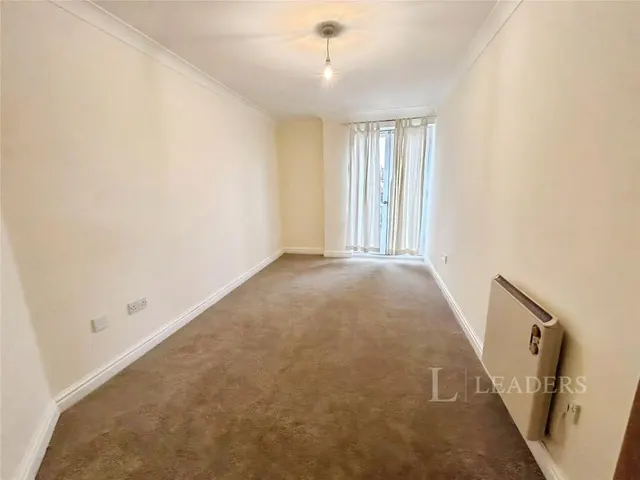 St. Marys Street, Worcester, WR1, photo 3