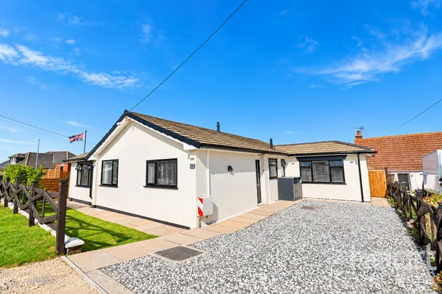 Augustine Road, Minster, ME12, photo 1