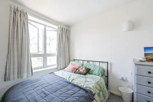 Photo 3 — Flat 43 Adriatic Building, 51 Narrow Street, London