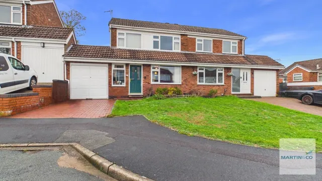 Dosthill, Tamworth, B77, photo 1
