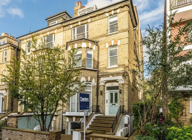 Cardigan Road, Richmond, TW10, photo 1