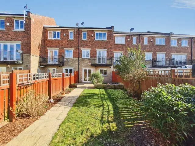 Horsforde View, Newlay, Leeds, photo 1