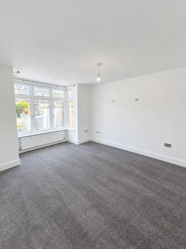 Salisbury Road, Harrow, photo 3