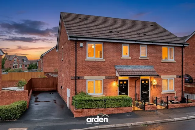 Merrimans Hill Road, Worcester, WR3, photo 1