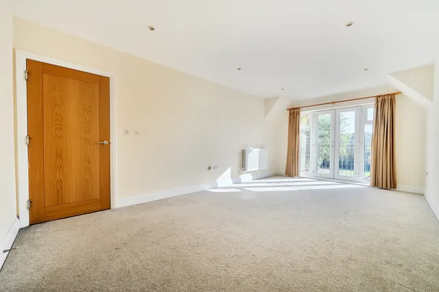 Shoppenhangers Road, Maidenhead, SL6, photo 3