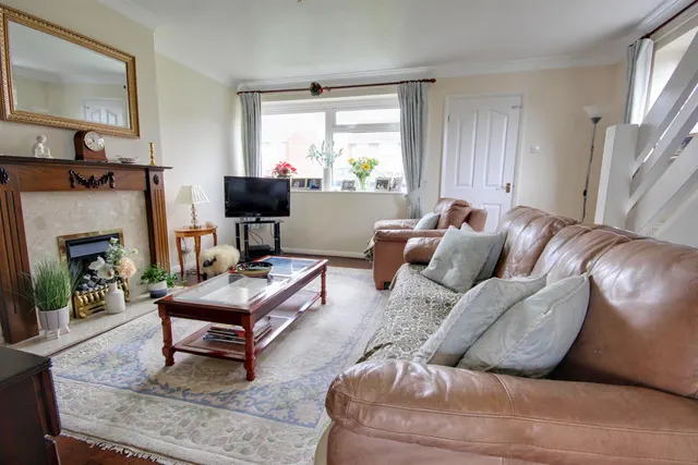 Photo 2 — Laughton Road, Beverley