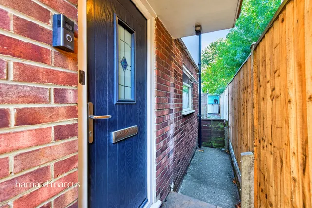 Photo 2 — Hook Road, Surbiton