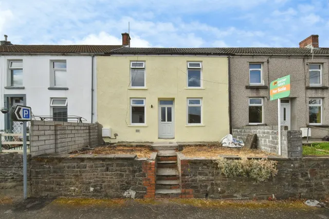 Cardiff Road, Aberdare, CF44, photo 1