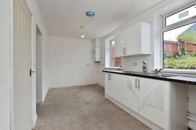 Cardiff Road, Aberdare, CF44, photo 3