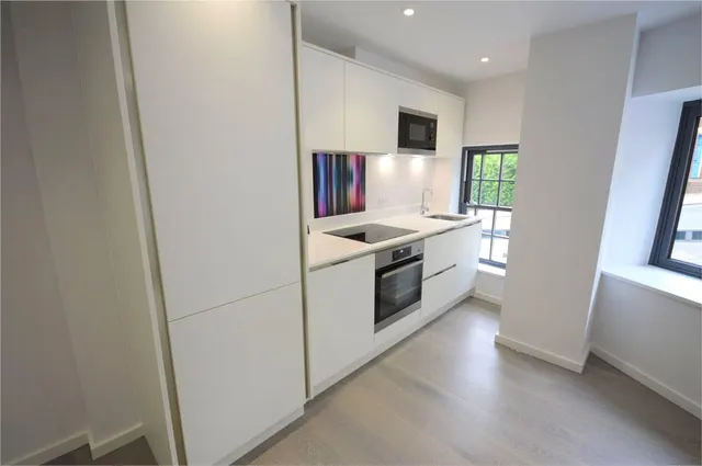 Bridge Street, Winchester, SO23, photo 3