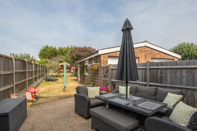 Ladysmith Road, Enfield, EN1, photo 2