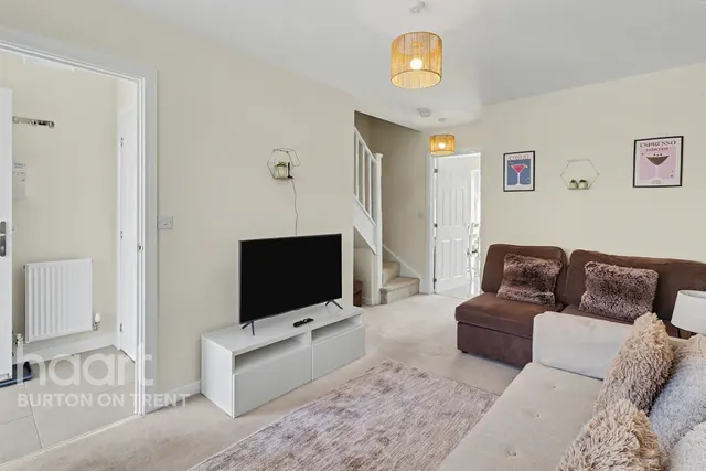 Osprey Drive, Burton-On-Trent, DE14, photo 2