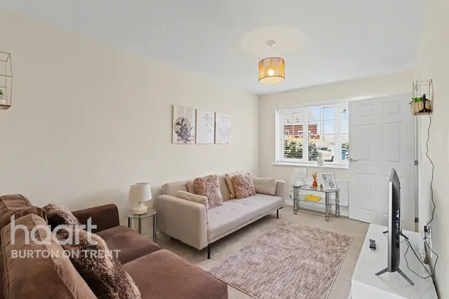 Osprey Drive, Burton-On-Trent, DE14, photo 3