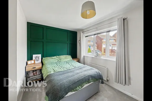 Hawthorn Drive, Merthyr Tydfil, photo 2