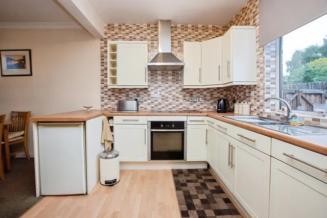 Alexandra Street, Kirkby-in-Ashfield, NG17, photo 2
