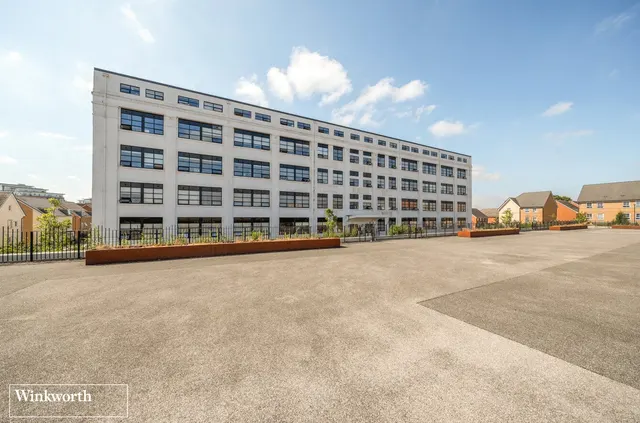 Fullbrook Drive, Basingstoke, RG21, photo 1