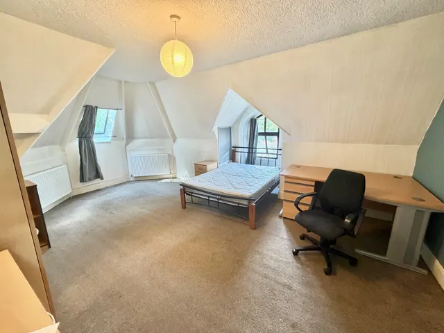 Photo 2 — Forest Road West, NOTTINGHAM