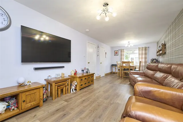 Princess Walk, Dyce, AB21, photo 3