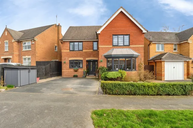 Sandringham Road, Coalville, photo 1