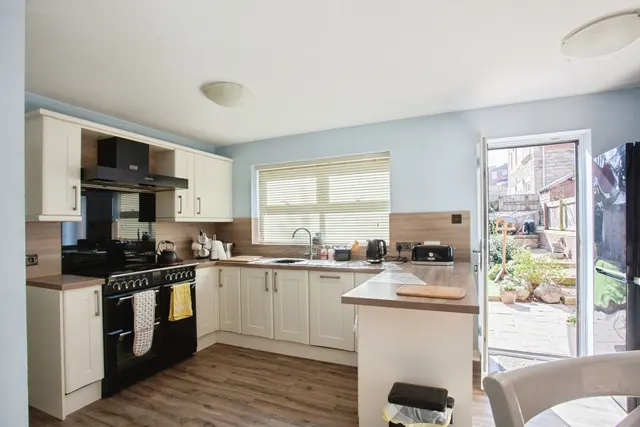 Photo 2 — Scholes View, Ecclesfield, Sheffield, S35