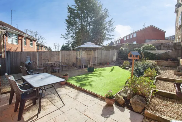 Photo 3 — Scholes View, Ecclesfield, Sheffield, S35
