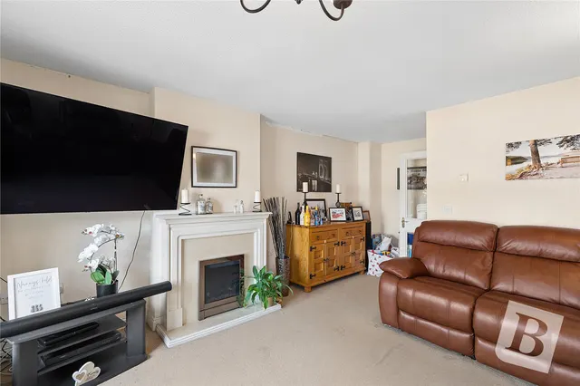 Bancroft Chase, Hornchurch, RM12, photo 2