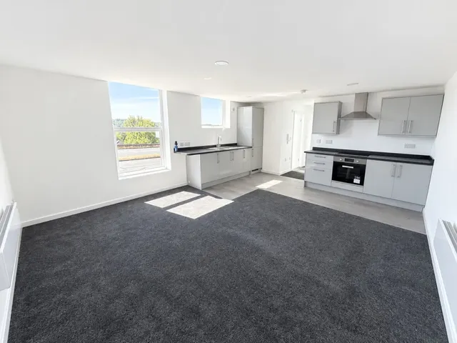 Bank Street, Mexborough, photo 1