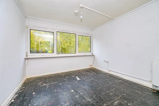 Photo 2 — Harrowden Road, Luton, Bedfordshire, LU2