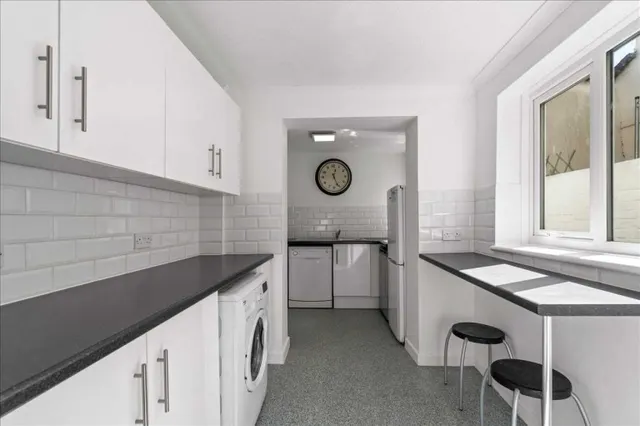 Chedworth Street, Plymouth, PL4, photo 1