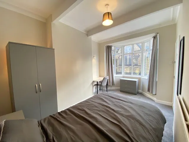Watlands View, Newcastle-under-Lyme, ST5, photo 2