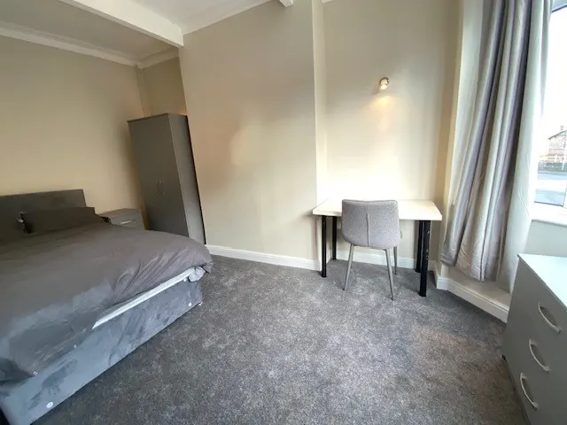 Watlands View, Newcastle-under-Lyme, ST5, photo 1
