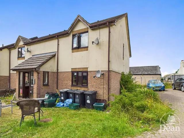 Westfield Court, Cinderford, photo 1